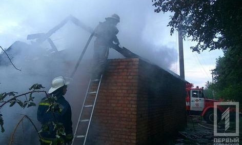 В Терновском районе сгорел гараж