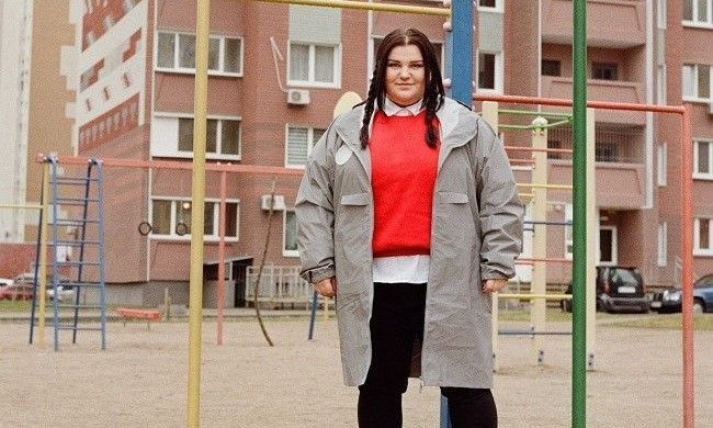 Украинская рэперша alyona alyona выпустила дебютный альбом и стала героиней Vogue