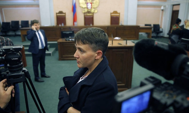 Савченко пришла в Раду с оружием и напугала депутатов
