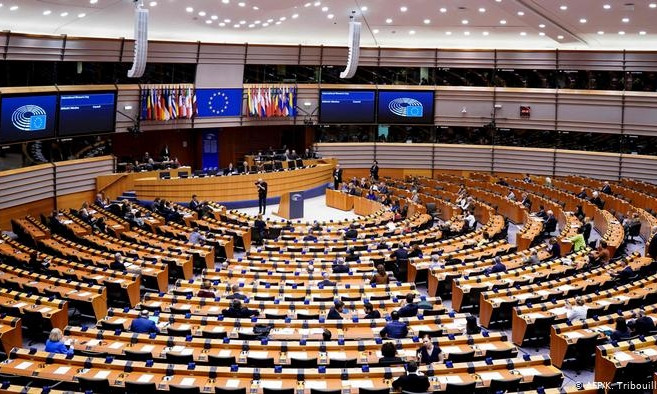 Европарламент призвал Украину закрыть сайт «Миротворец»