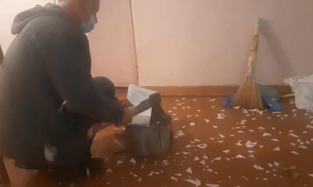 Самые «жестокие расправы» над неиспользованными бюллетенями развеселили украинцев (ФОТО, ВИДЕО)