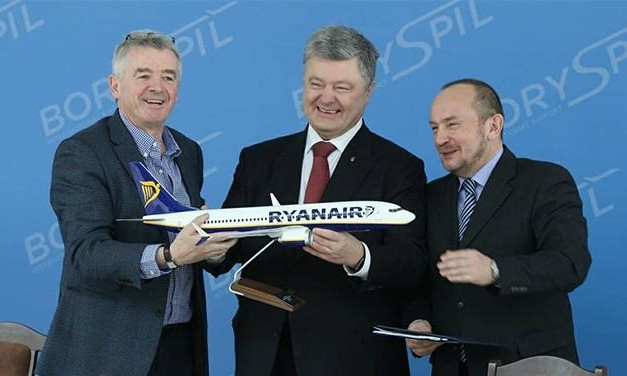 Тепер українці зможуть полетіти до ЄС всього за 10 євро: Порошенко про Ryanair