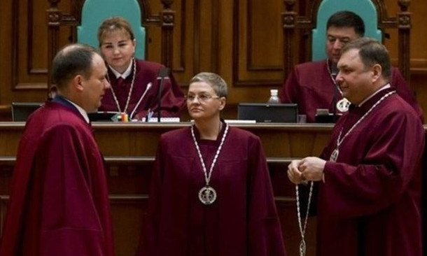 У мужа-пенсионера судьи Конституционного суда обнаружилась незадекларированная квартира за 13 миллионов гривен