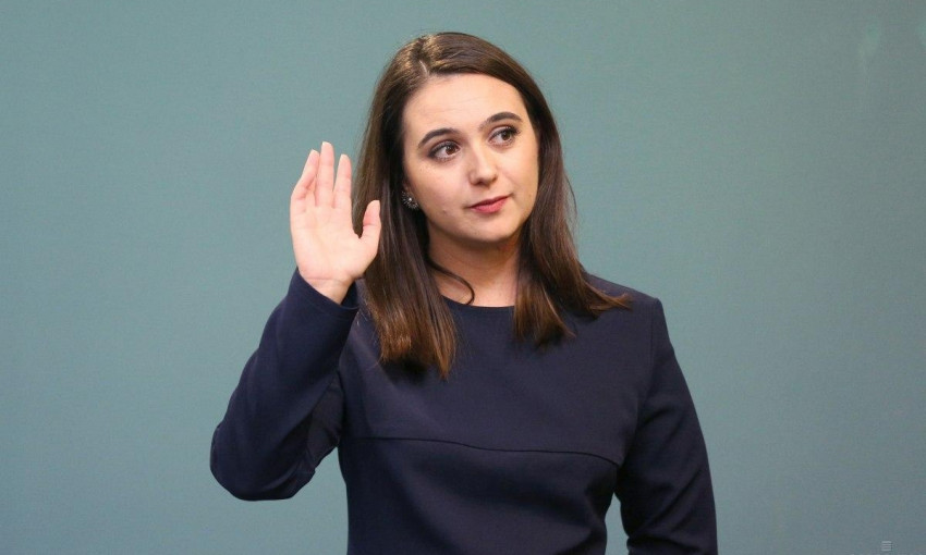 Юлия Мендель написала заявление на увольнение: первые подробности