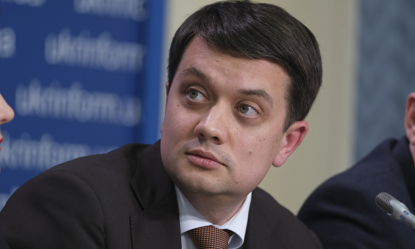 Коронавирус добрался и до главы Верховной Рады