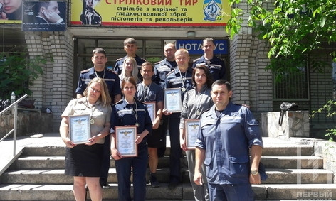 Спасатель из Кривого Рога завоевал "серебро" на соревнованиях по пулевой стрельбе