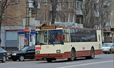 В Кривом Роге на 24-м троллейбусном маршруте добавили рейсы