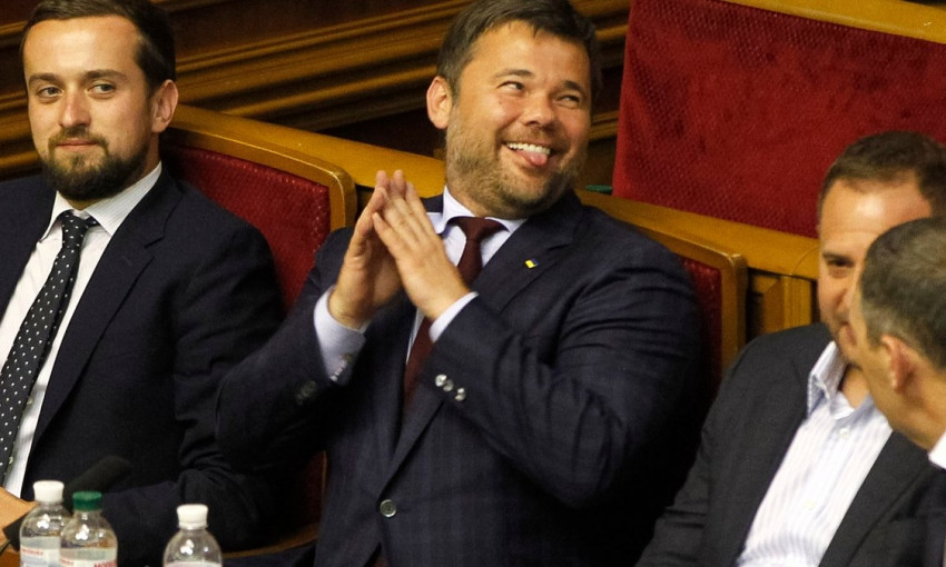 Андрей Богдан жестко «потроллил» заболевшего коронавирусом Разумкова