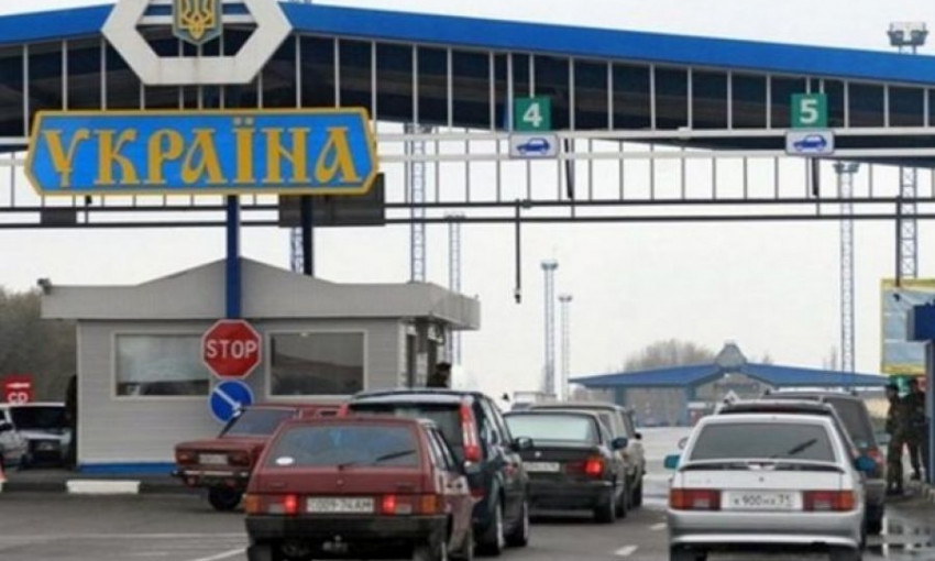 Не пустили в Польшу. Жестокая заварушка на пропускном пункте (ВИДЕО)