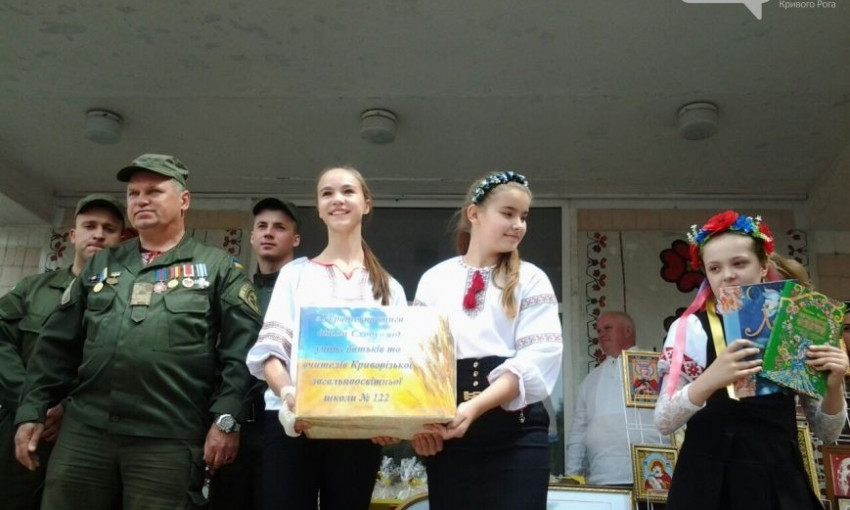 Свыше 300 книг собрали волонтеры для детей в Донецкую область