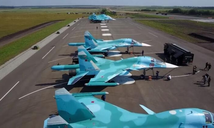 В России разбился военный самолет Су-34