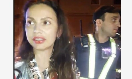 В Тернополі жінка в нетверезому стані влаштувала ДТП і нецензурною лексикою влаштувала істерику поліцейським