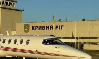 Криворожский аэропорт останется без света за долги