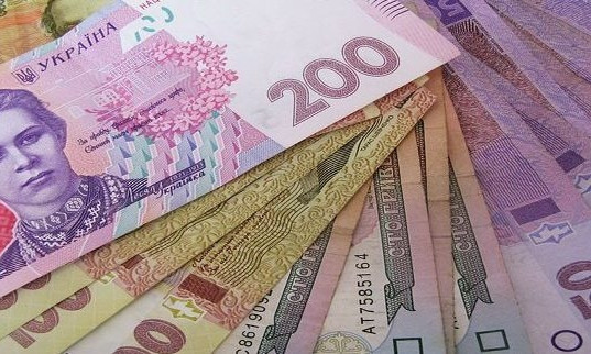 Украинцам увеличили больничные