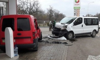 На трассе "Кировоград-Кривой Рог" в ДТП пострадали дети
