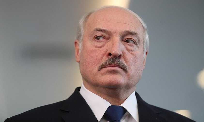 Александр Лукашенко запретил в Беларуси принимать самолеты из Украины