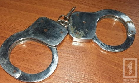 Криворожанин вместо виски украл бутылку растительного масла