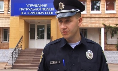 В Кривом Роге неизвестные среди белого дня похитили несовершеннолетнего 