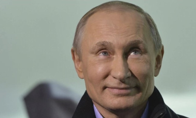 Путин назвал российскую вакцину надежной и эффективной, но сам ею не привился