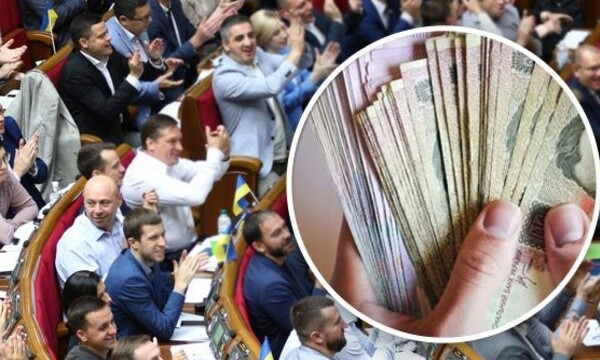 Министры должны получать от 200 тыс. гривен в месяц, - экс-министр экономики Милованов