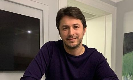 В сети заметили повторение курьезных слоганов от Притулы, который обещал поселиться в Буче, но не сделал этого (ФОТО)
