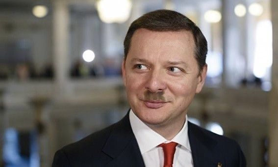 «По колдобинах і колдо*обинах»: "Гітлер"-Ляшко про українські дороги (відео)