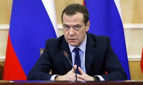 Медведев заявил об отставке правительства: Госдума не должна мешать президенту