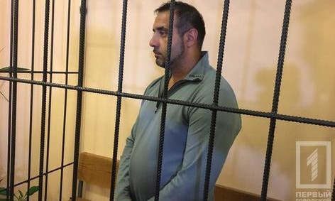 Инспектор, стрелявший в журналиста останется в СИЗО на два месяца