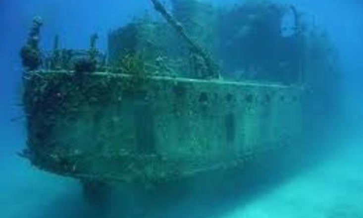 На затонувшем в Черном море корабле нашли полотно кисти Айвазовского