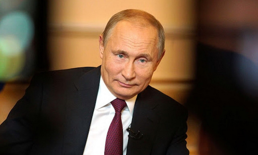 Более 40% украинцев согласны с Владимиром Путиным, что "русские и украинцы являются одним народом" - опрос