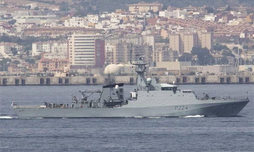 В акваторию Черного моря вошел британский военный корабль, РФ это не понравилось (ФОТО)