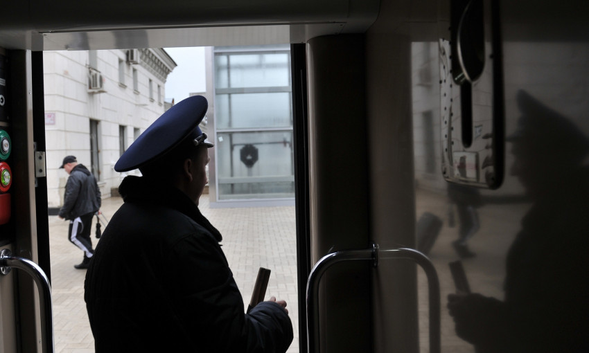 Залізниця переходить на особливий режим
