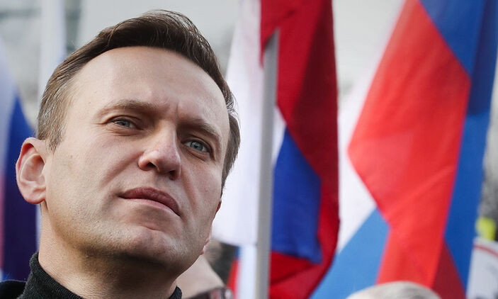 Навального вывезли в Германию