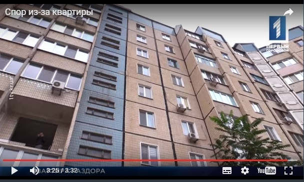 Мужчина с бензопилой пытался вселиться в квартиру
