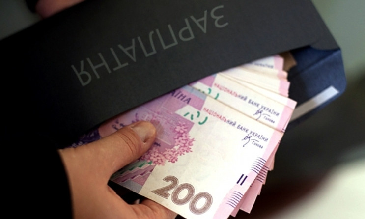 85% українців незадоволені рівнем зарплат: соцопитування