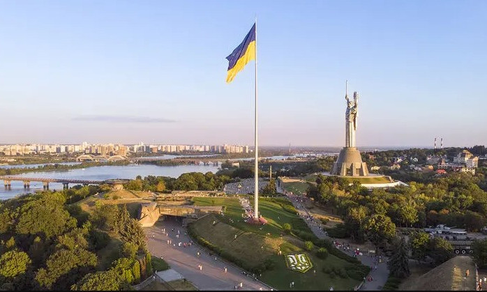 Ко Дню Независимости в Киеве установят новый современный трезубец
