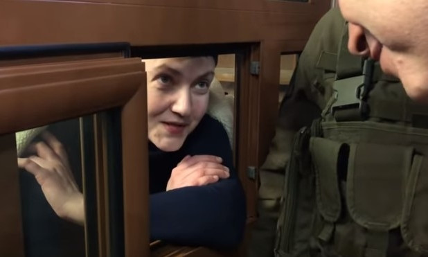 "Надя, хотела ли ты взорвать пол-Киева?" Савченко сделала заявление в интервью Гордону из-за решетки