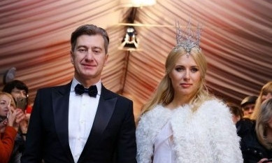 Криворожанка пришла на церемонию награждения "Viva! Самые красивые-2017" в образе королевы