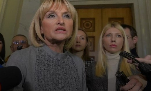 Соратница Порошенко Ирина Луценко сложила мандат из-за серьезных обстоятельств