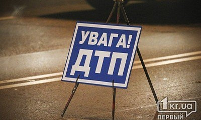 Опасная ситуация на дорогах города. Занесло фуру