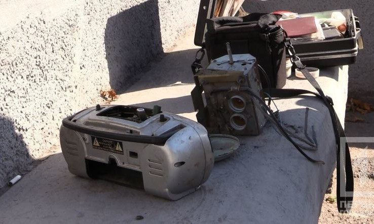 В Кривом Роге в парке обнаружили полурабочую бомбу