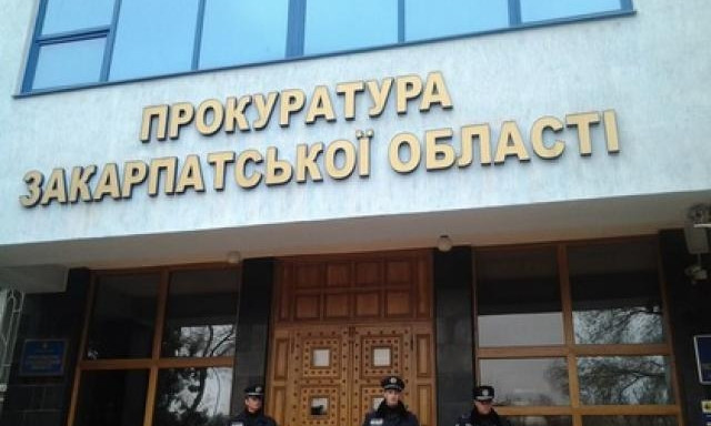 Довели до суицида: житель Мукачево покончил с собой и все это время был в прямом эфире в соцсетях