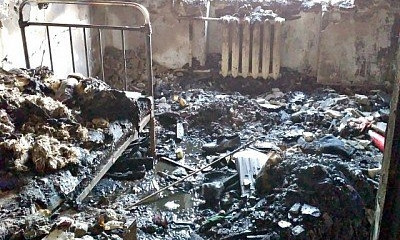 В Кривом Роге горела квартира: пожарным удалось спасти младенца