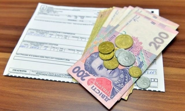Гройсман анонсировал снижение тарифов на тепло и горячую воду со следующего отопительного сезона