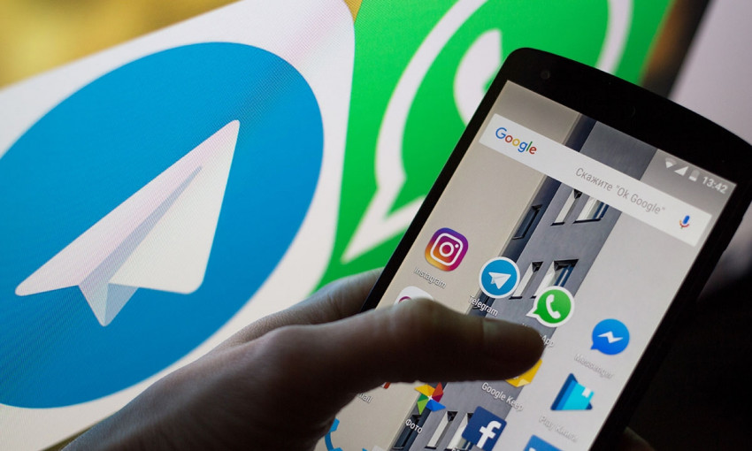 Хакеры могут перехватить файлы в Telegram и WhatsApp