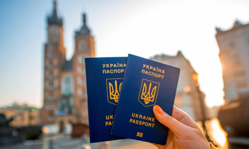 Еще одна страна подписала соглашение о безвизе с Украиной