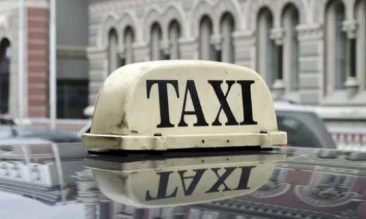 В Київській області хлопець наніс 30 ударів ножем таксисту 