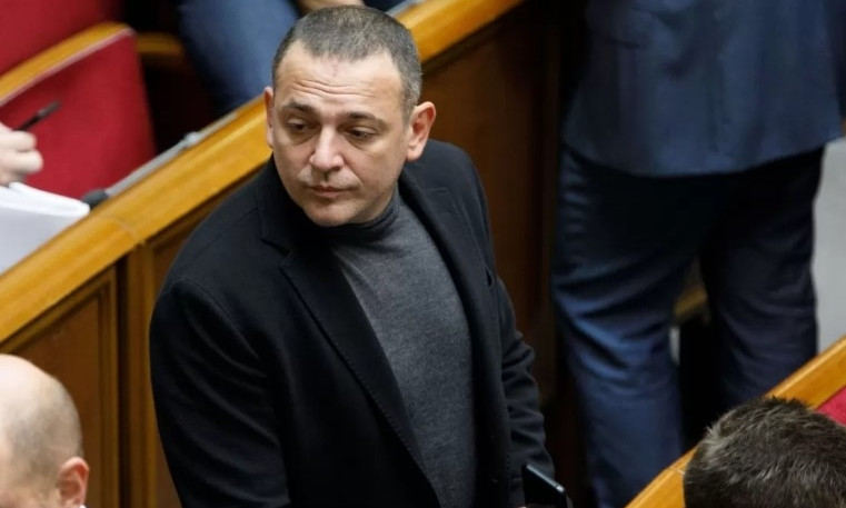 "Слуга народа" Бужанский отказался почтить память погибших героев Небесной Сотни (ВИДЕО)
