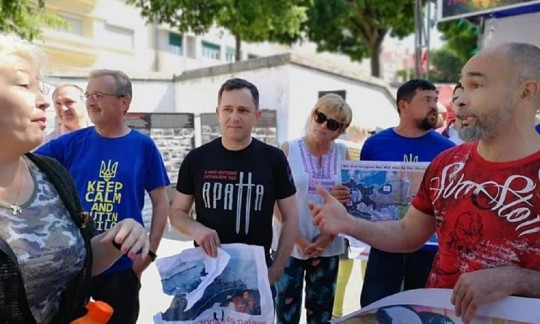 Конфликт с рукоприкладством в Лиссабоне. Участники «Бессмертного полка» напали на украинцев 