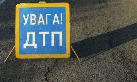 В Кривом Роге в троллейбус въехал легковой автомобиль